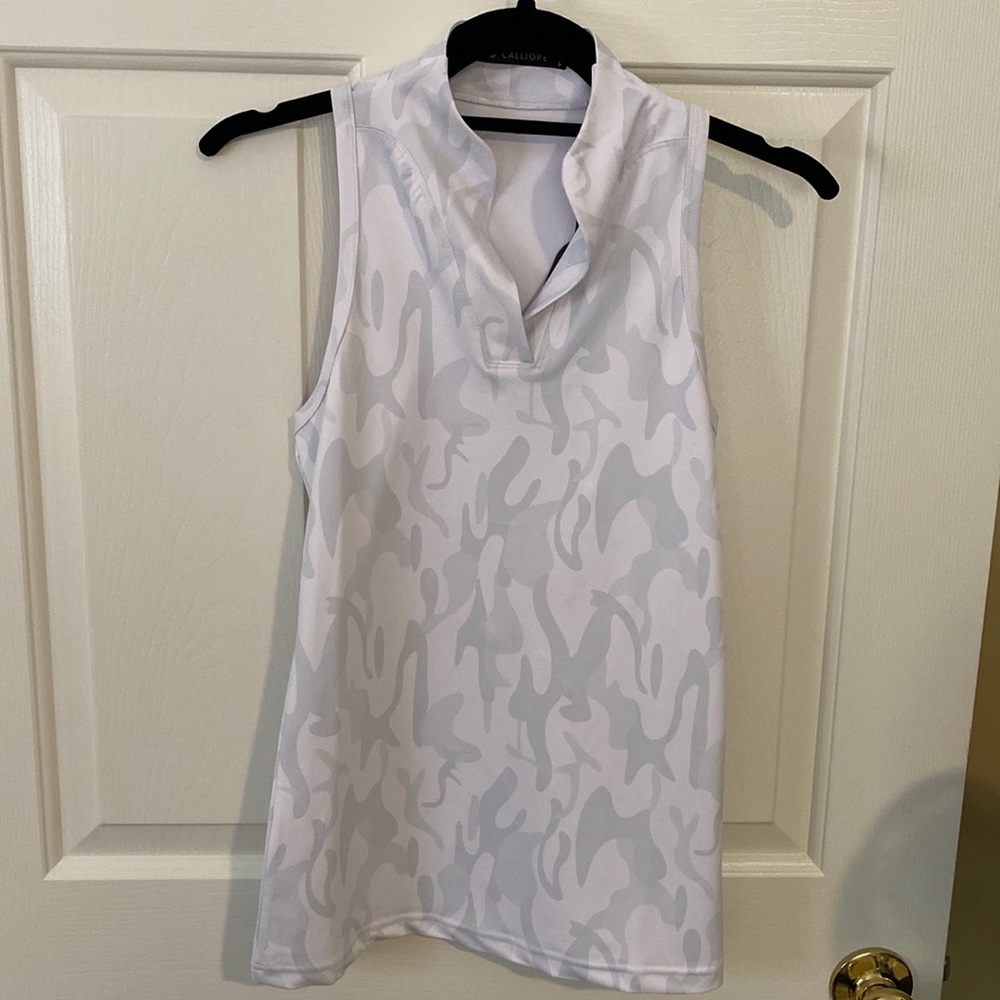 NWT Calliope Golf ⛳️ racer back women’s size small. Snow camo color.